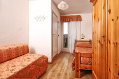 stanza singola stanza singola