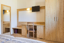 interni (10) interni (10)