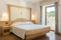 interni (2) interni (2)