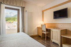 interni (3) interni (3)