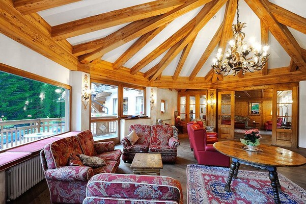 102 Salone
