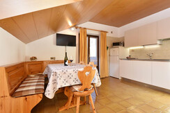 app. 3 soggiorno angolo cottura