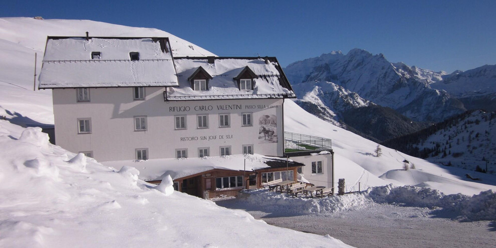 Mountain hut Carlo Valentini - Canazei - Val di Fassa - Winter