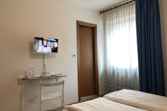 IMG_4712-13-10-19-11-18