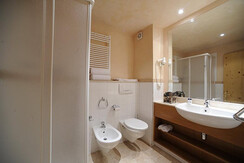 villa di bosco bagno camera tripla villa di bosco bagno camera tripla