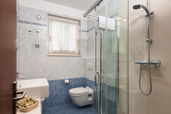hotel-villa-nicolli-bagno-camera