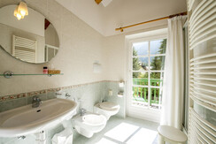 bagno camera comunicanti a canazei_camere a canaze