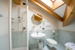 bagno camere matrimoniali e singole a canazei_came