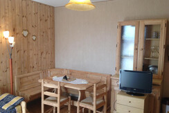 TWO-ROOM APARTMENT 3-4 BEDS