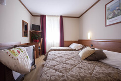 Stanza tripla standard 2 Stanza tripla standard 2