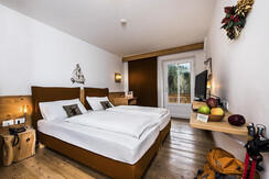 Camera 2-005 Camera 2-005