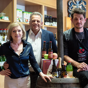 Discovering apple processing 