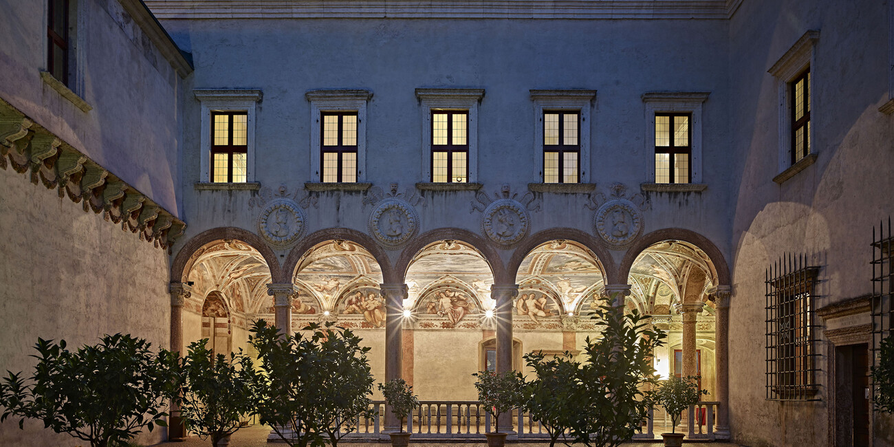 Экскурсионные прогулки на фоне осенних пейзажей  #1