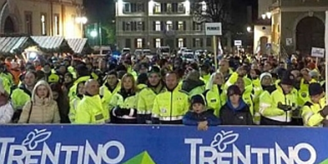 LA PROTEZIONE CIVILE SCENDE IN PISTA IN TRENTINO #1