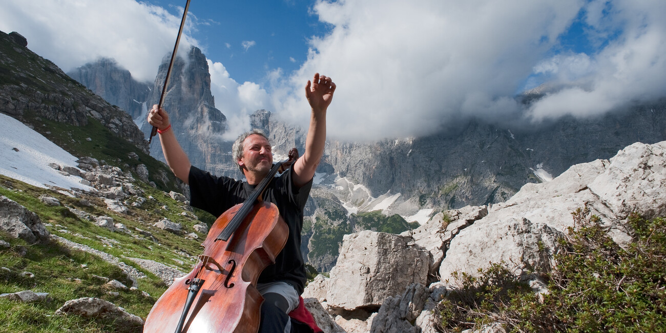 Un'alba all'insegna del legame tra Uomo, Fede e Musica #1