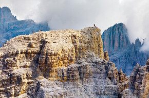 ALLE DOLOMITI DI OLIVO BARBIERI IL LAGAZUOI PHOTO AWARD