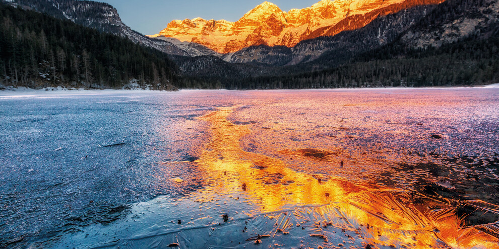 Tovel lake in Winter | © Inverno-Val-di-Non-Lago-di-Tovel-ghiaccio-ph-Diego-Marini