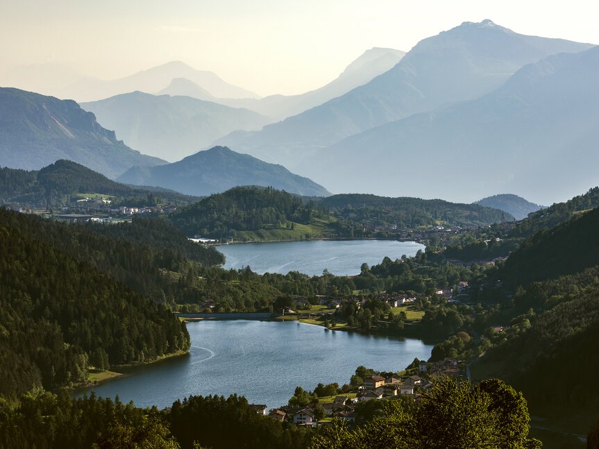 Lago delle Piazze - Lago di Serraia | © Federico Modica