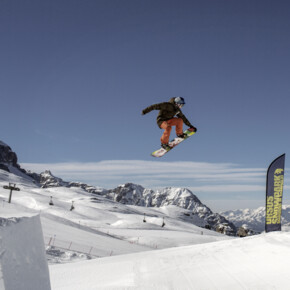 Snowboard