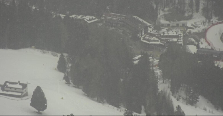 Webcam Пампеаго - Предаццо - Оберегген	 - Passo Feudo