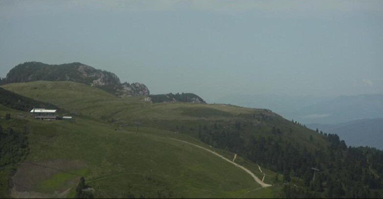 Webcam Пампеаго - Предаццо - Оберегген	 - Chair lift Monte Agnello