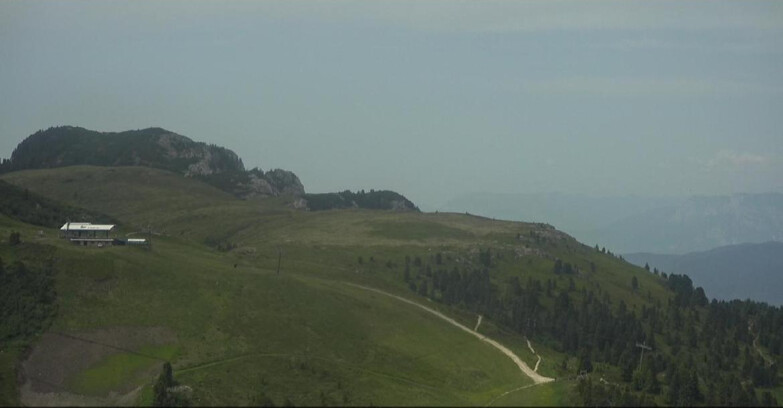 Webcam Пампеаго - Предаццо - Оберегген	 - Chair lift Monte Agnello