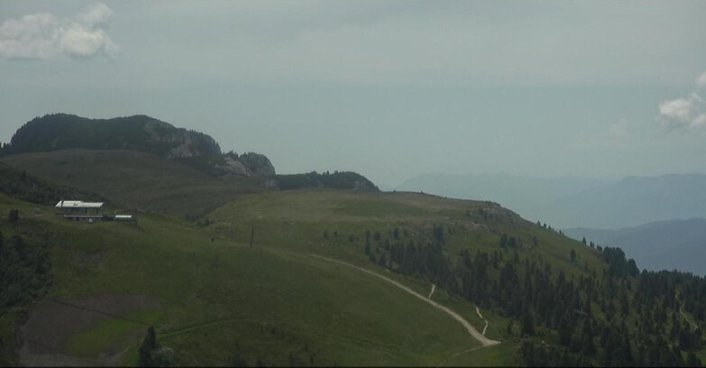 Webcam Пампеаго - Предаццо - Оберегген	 - Chair lift Monte Agnello