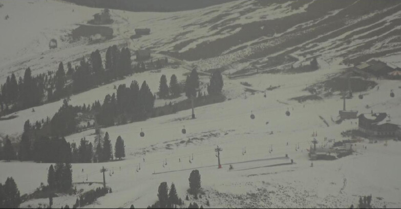 Webcam Pampeago  - Predazzo -  Obereggen - Zischg und Ganischger Berghütten