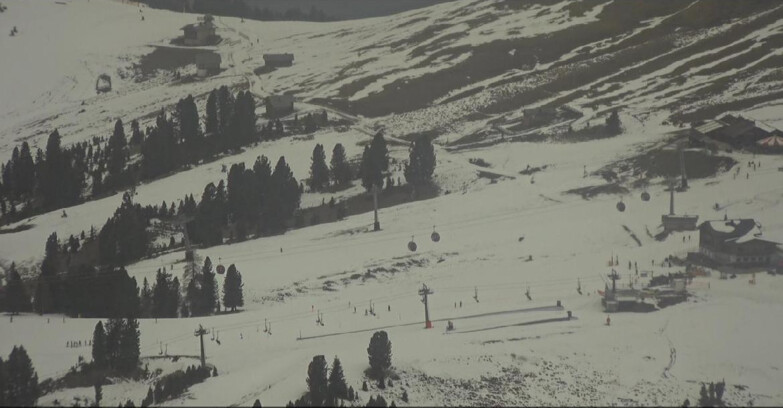 Webcam Pampeago  - Predazzo -  Obereggen - Zischg und Ganischger Berghütten