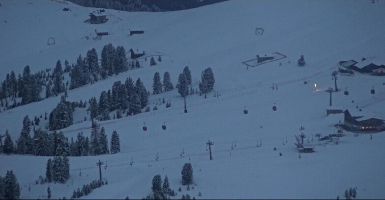 Webcam Pampeago  - Predazzo -  Obereggen - Zischg und Ganischger Berghütten