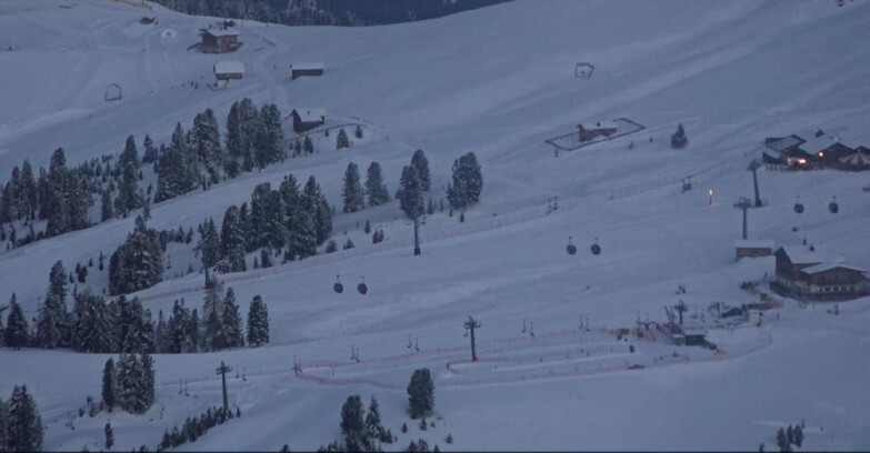 Webcam Пампеаго - Предаццо - Оберегген	 - Mountain huts Zisch and Genischer