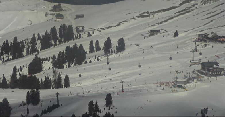 Webcam Pampeago  - Predazzo -  Obereggen - Zischg und Ganischger Berghütten