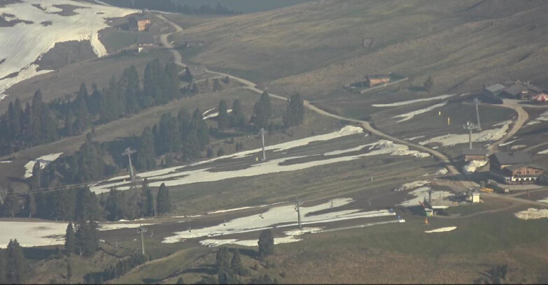 Webcam Pampeago  - Predazzo -  Obereggen - Mountain huts Zischg and Ganischger