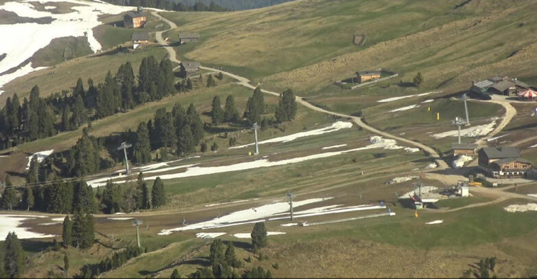 Webcam Pampeago  - Predazzo -  Obereggen - Mountain huts Zischg and Ganischger