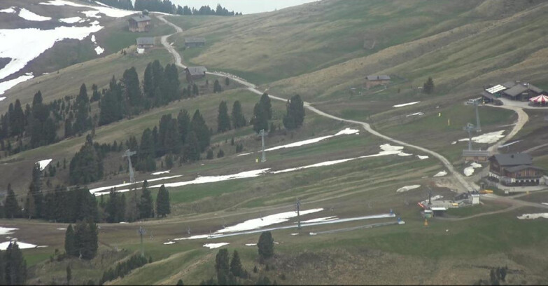 Webcam Пампеаго - Предаццо - Оберегген	 - Mountain huts Zisch and Genischer