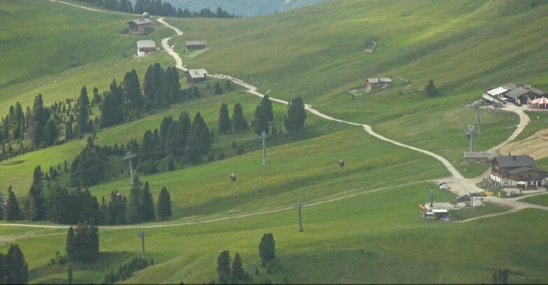 Webcam Пампеаго - Предаццо - Оберегген	 - Mountain huts Zisch and Genischer