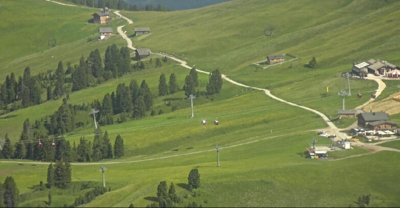 Webcam Пампеаго - Предаццо - Оберегген	 - Mountain huts Zisch and Genischer
