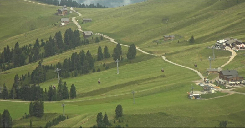 Webcam Пампеаго - Предаццо - Оберегген	 - Mountain huts Zisch and Genischer
