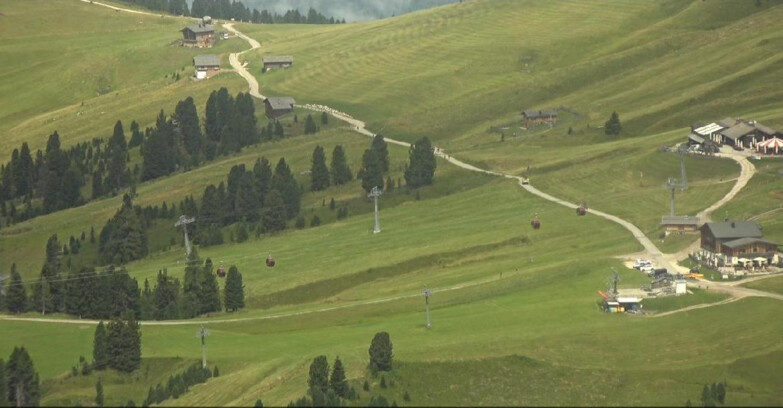 Webcam Пампеаго - Предаццо - Оберегген	 - Mountain huts Zisch and Genischer