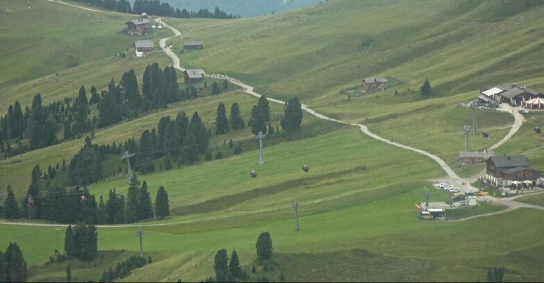Webcam Пампеаго - Предаццо - Оберегген	 - Mountain huts Zisch and Genischer