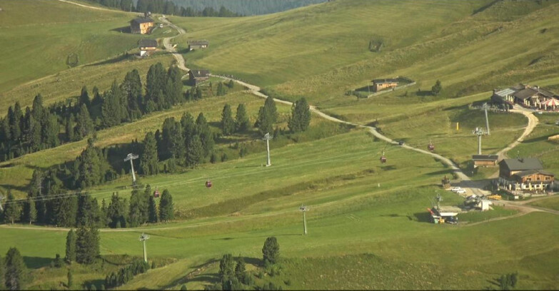 Webcam Пампеаго - Предаццо - Оберегген	 - Mountain huts Zisch and Genischer