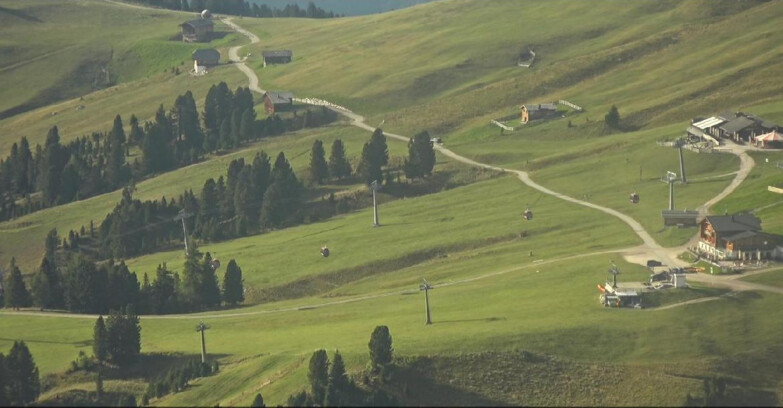 Webcam Pampeago  - Predazzo -  Obereggen - Zischg und Ganischger Berghütten