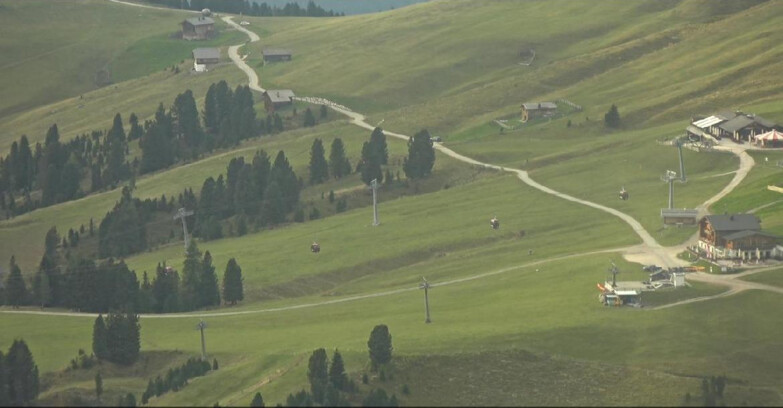 Webcam Pampeago  - Predazzo -  Obereggen - Zischg und Ganischger Berghütten