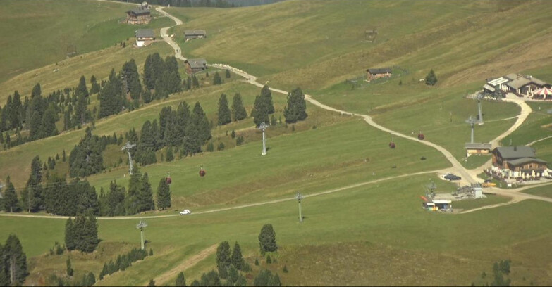 Webcam Пампеаго - Предаццо - Оберегген	 - Mountain huts Zisch and Genischer