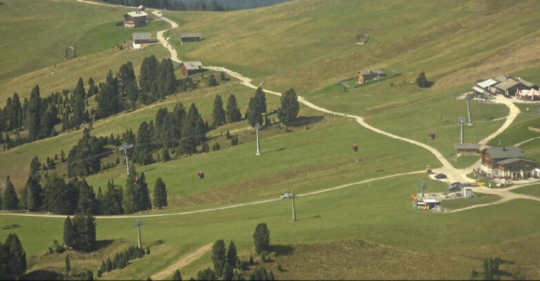 Webcam Пампеаго - Предаццо - Оберегген	 - Mountain huts Zisch and Genischer