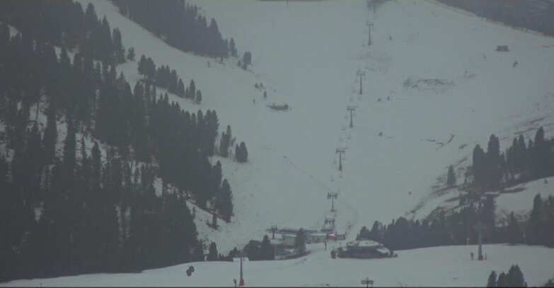 Webcam Пампеаго - Предаццо - Оберегген	 - Chair lift Obereggen