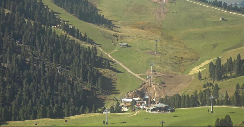 Webcam Пампеаго - Предаццо - Оберегген	 - Chair lift Obereggen