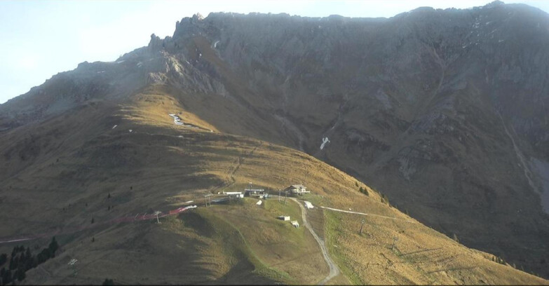 Webcam Pampeago  - Predazzo -  Obereggen - Mountain hut Passo Feudo