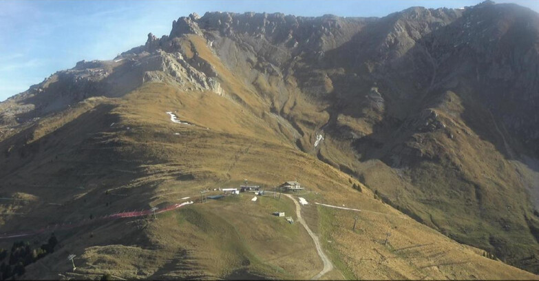 Webcam Pampeago  - Predazzo -  Obereggen - Mountain hut Passo Feudo