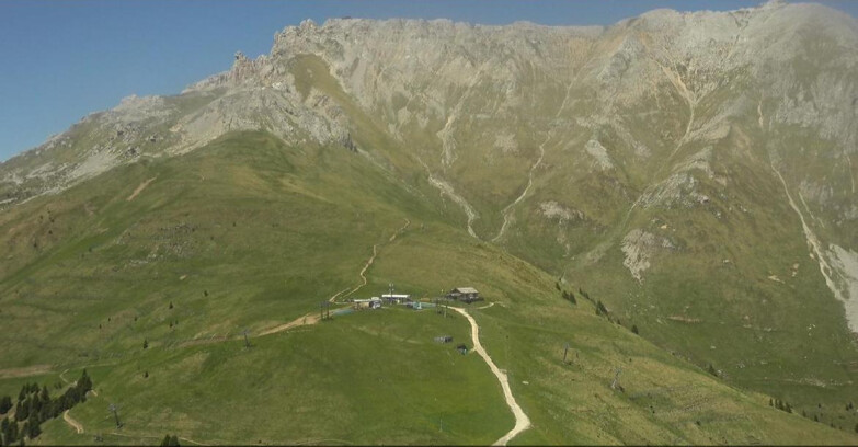 Webcam Pampeago  - Predazzo -  Obereggen - Mountain hut Passo Feudo